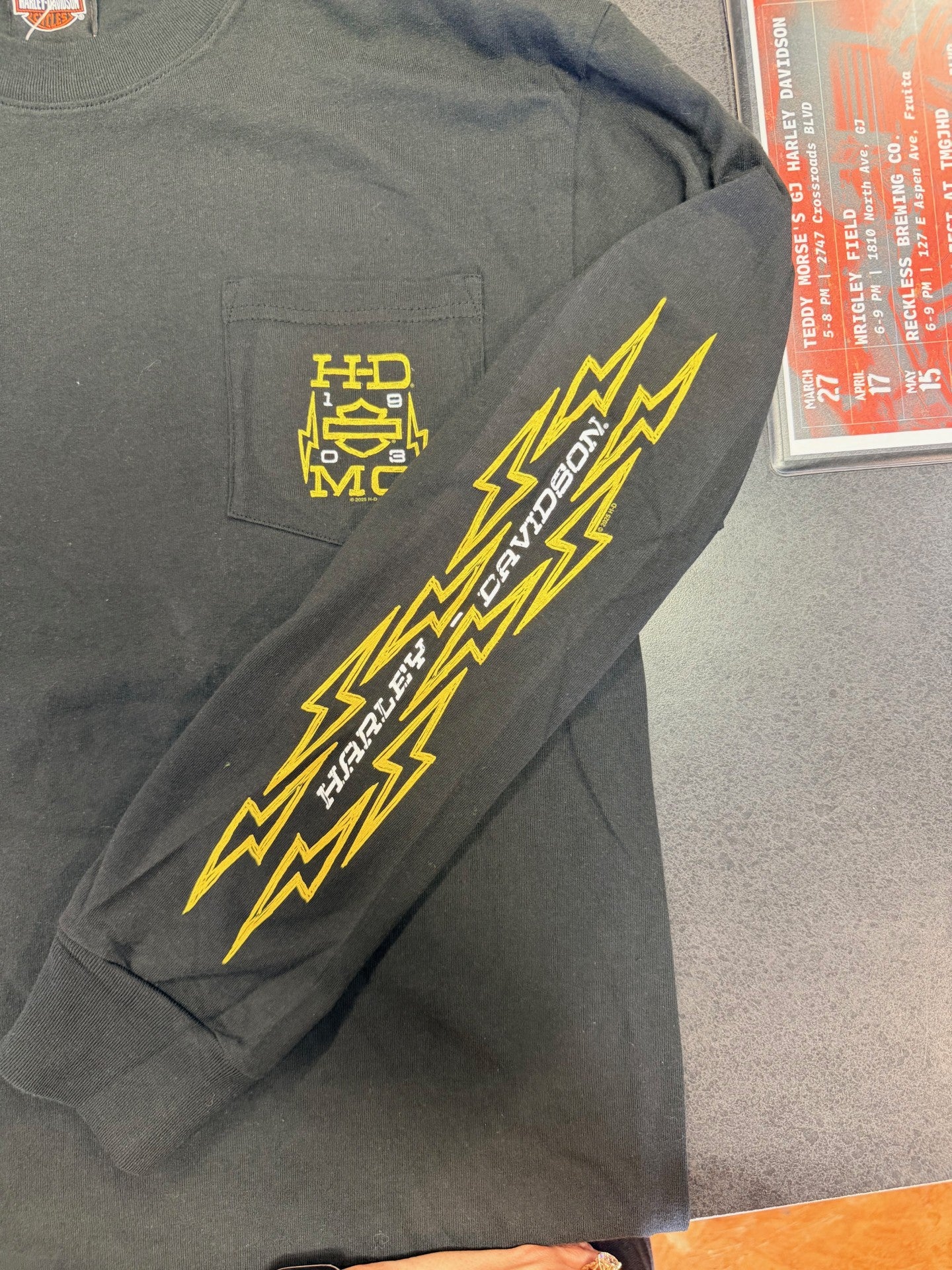 Lightning Pocket Long Sleeve