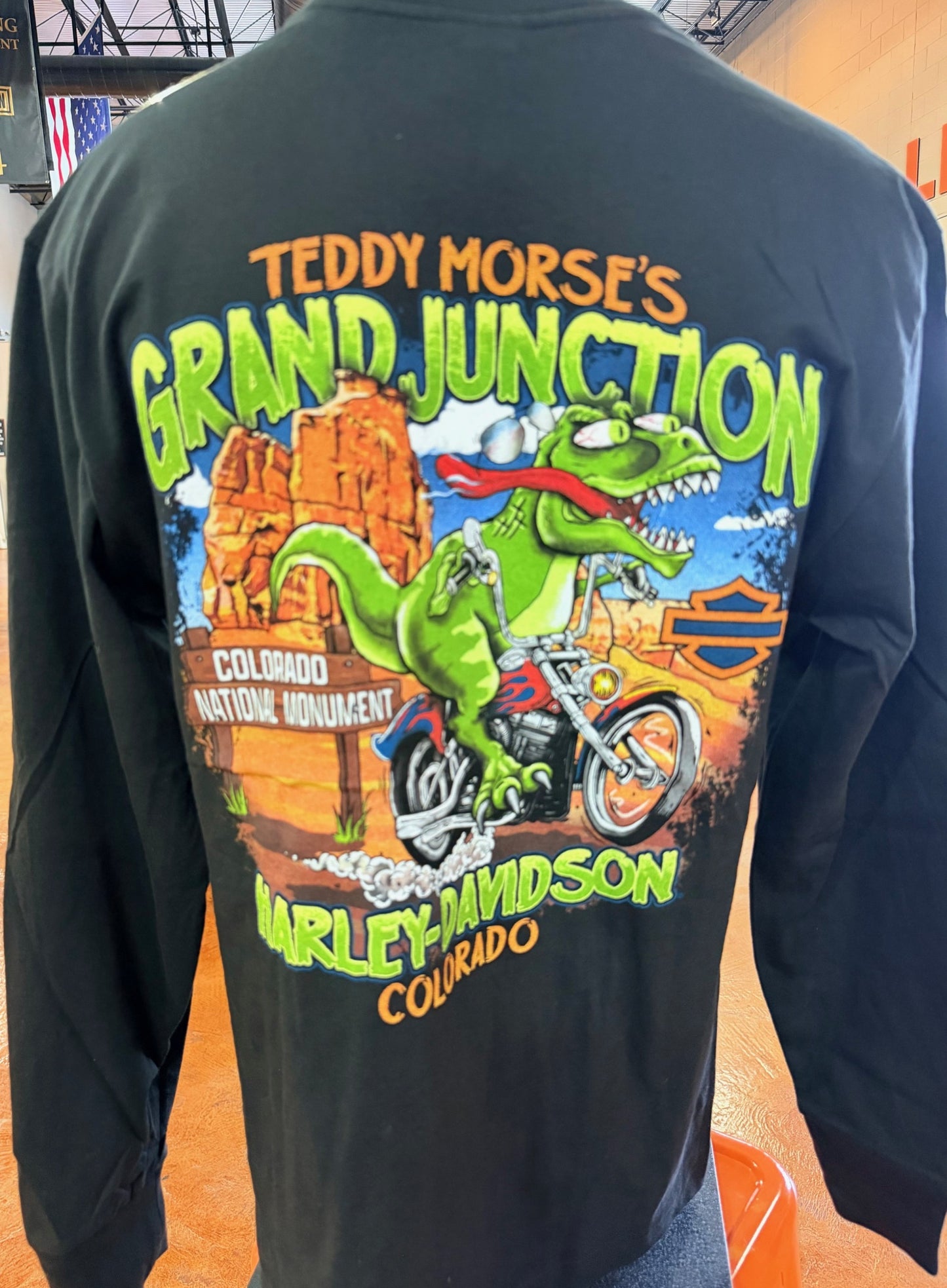 Lightning Pocket Long Sleeve