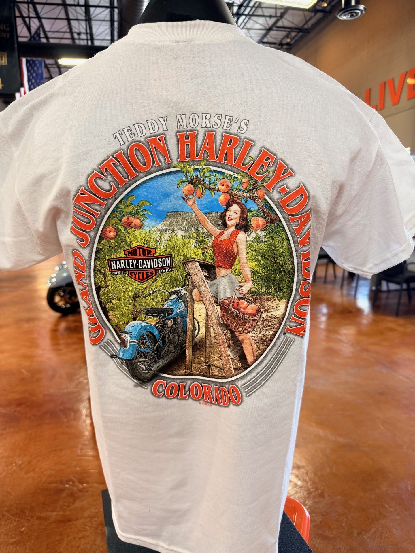 Palisade Pin-Up T-Shirt